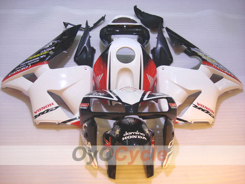 Injection Fairing kit for 05-06 CBR600RR - White, Black - Lee, MICHELIN #OYO87900262 Main image