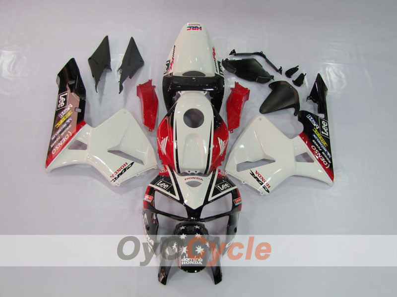 Injection Fairing kit for 05-06 CBR600RR - White, Black - Lee, MICHELIN #OYO87900264 Main image